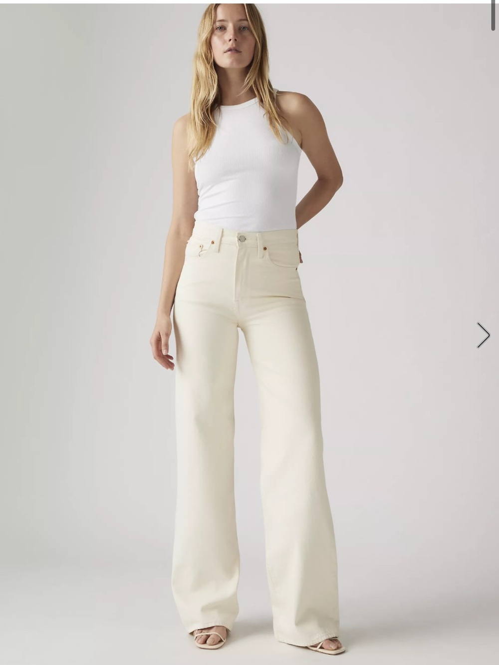 Levi’s Ivory Ribcage Women’s Wide Leg